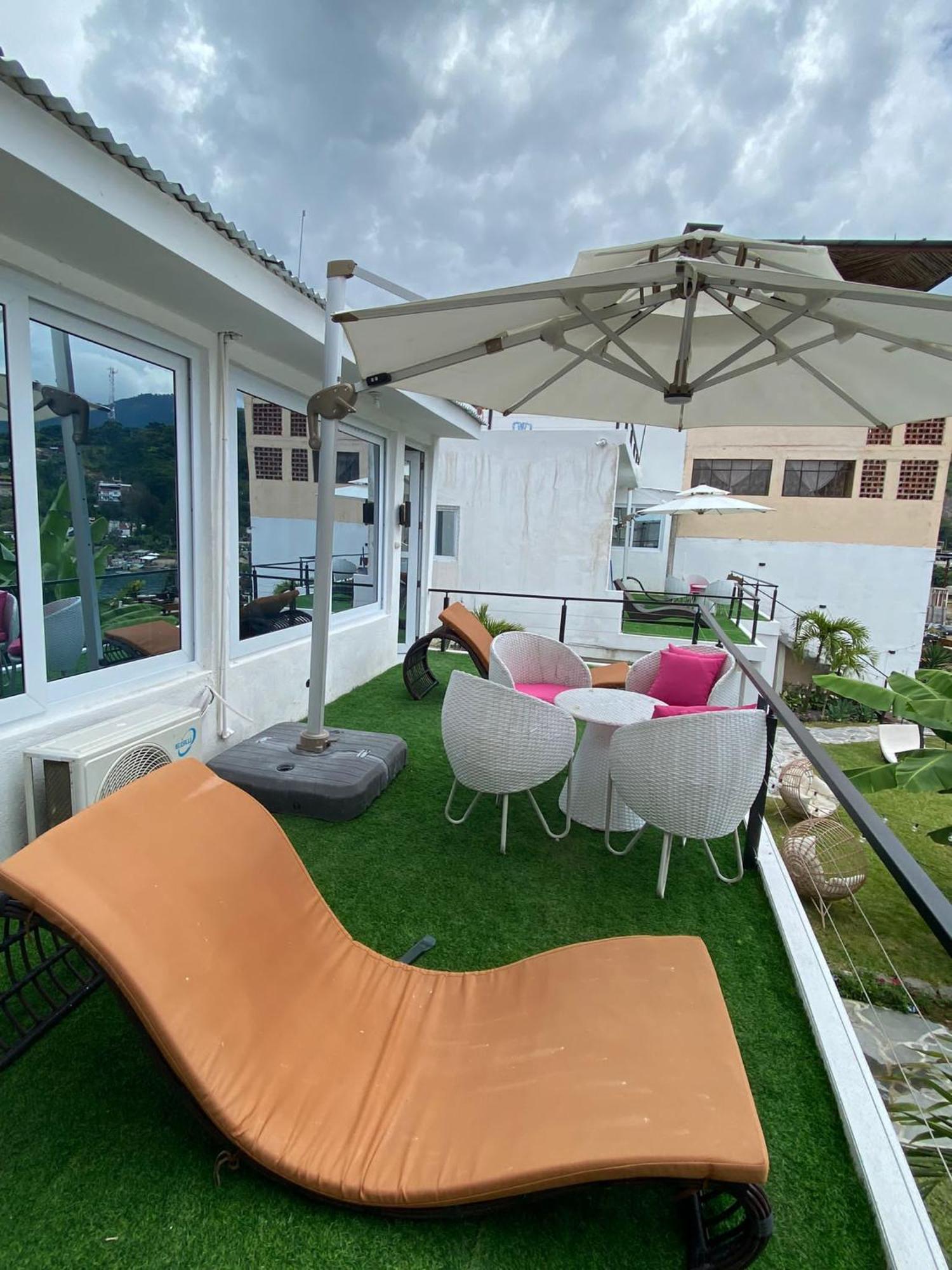 Luxury Atitlan Suites San Pedro La Laguna Eksteriør billede